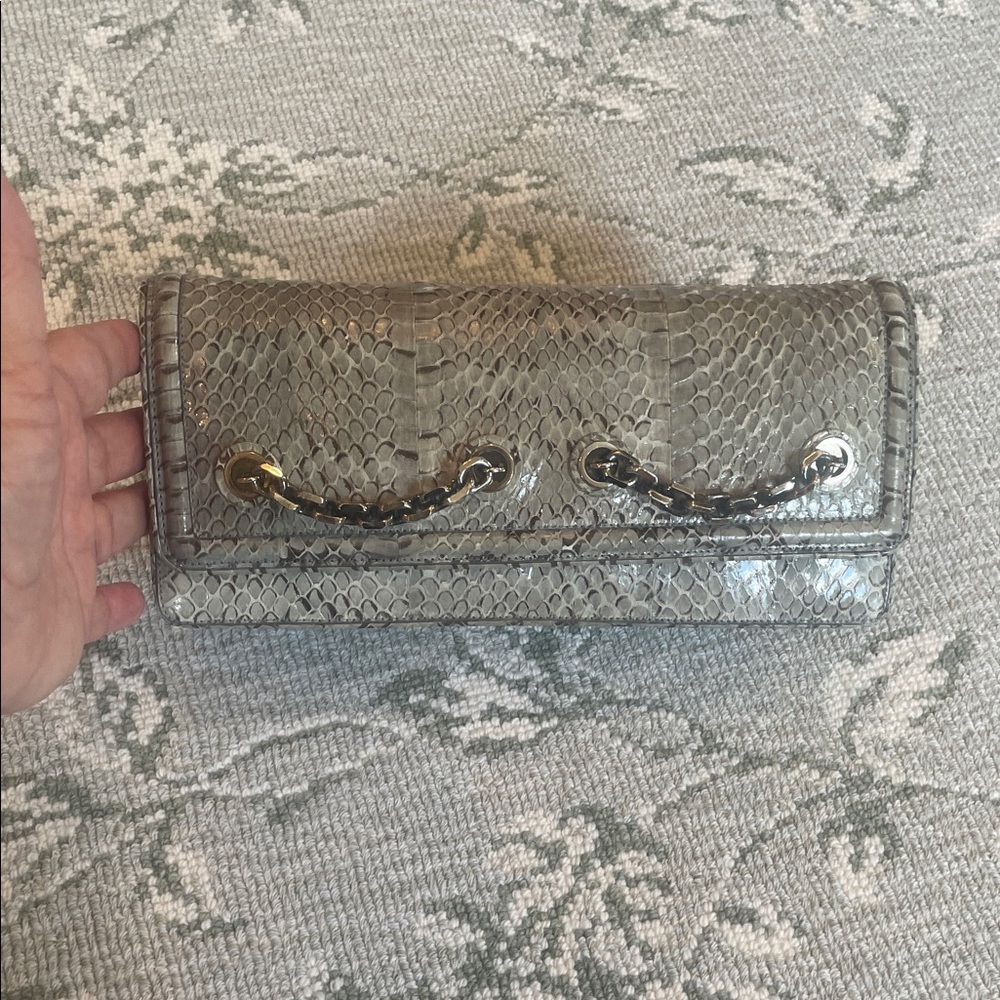 Judith Leiber python Grey clutch Decorated silver tone chain in the front - Picture 11 of 16